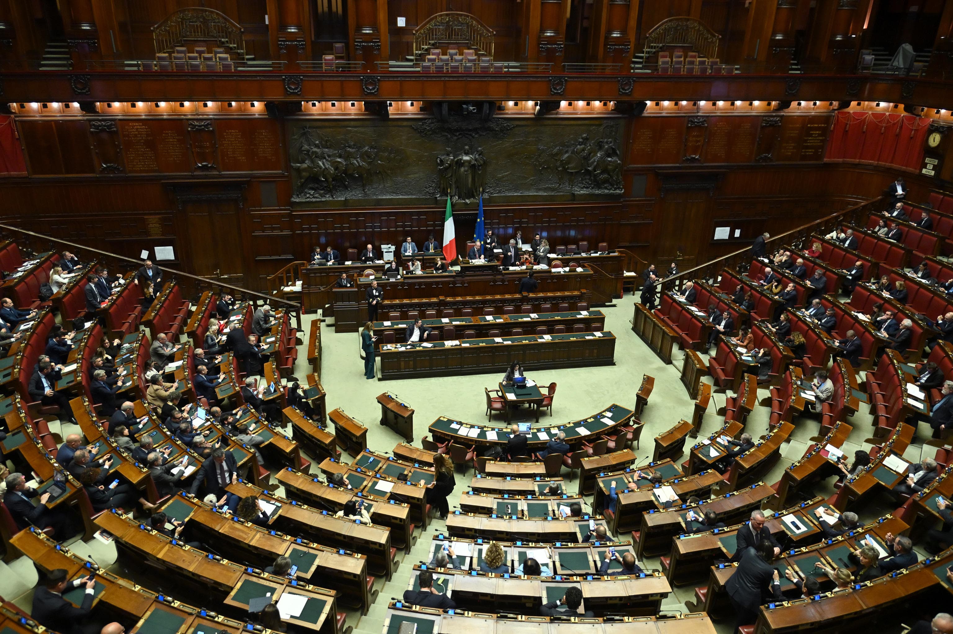 Parlamento (1).jpg